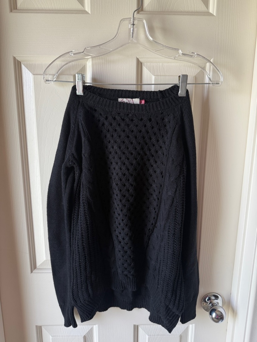 Black Open-Knit Cable Pullover Sweater